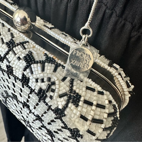 From St Xavier Alice Beaded Box Clutch White NWT! - Picture 11 of 11
